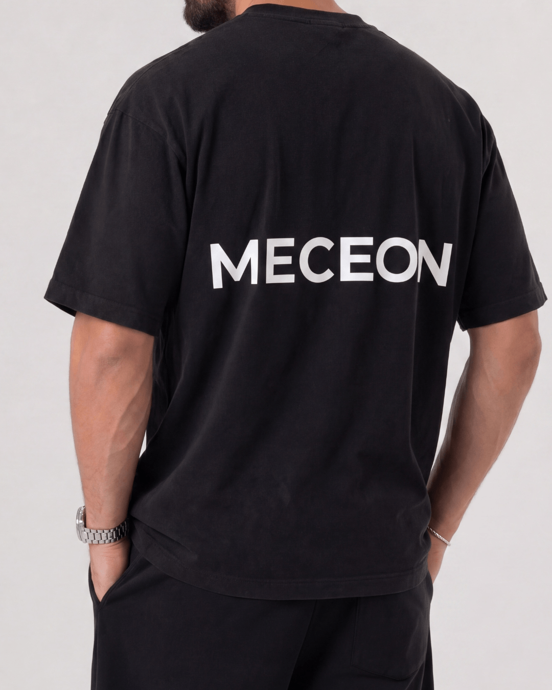 EIGHT-NINE - Oversized T-Shirt
